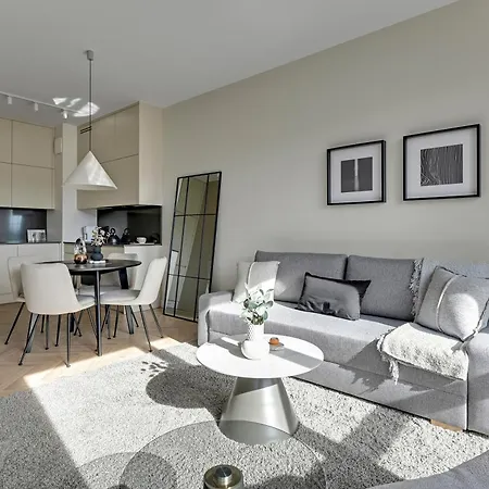 Apartment Nadmorski Dwor 800m Od Plazy By Downtown Gdansk