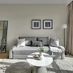 Nadmorski Dwor 800m Od Plazy By Downtown *