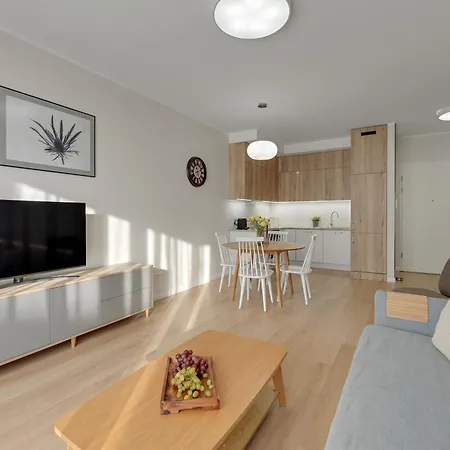 Nadmorski Dwor 800m Od Plazy By Downtown Διαμέρισμα