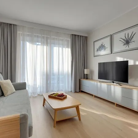 Nadmorski Dwor 800m Od Plazy By Downtown Gdansk