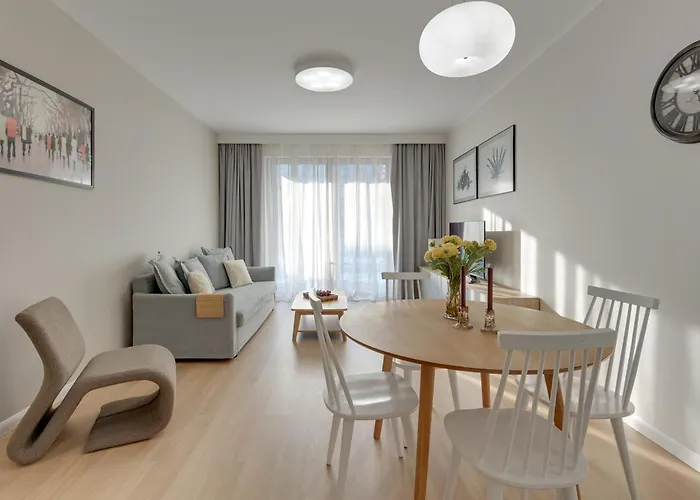 Nadmorski Dwor 800m Od Plazy By Downtown Διαμέρισμα