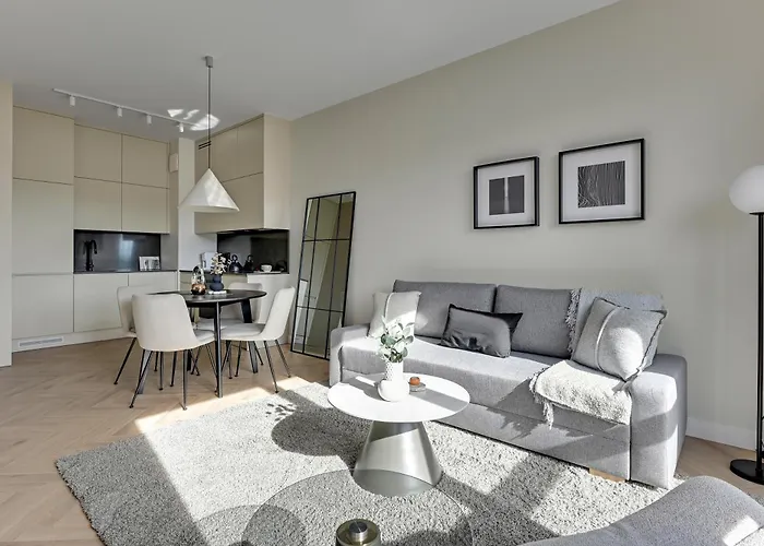 شقة Nadmorski Dwor 800m Od Plazy By Downtown غدانسك