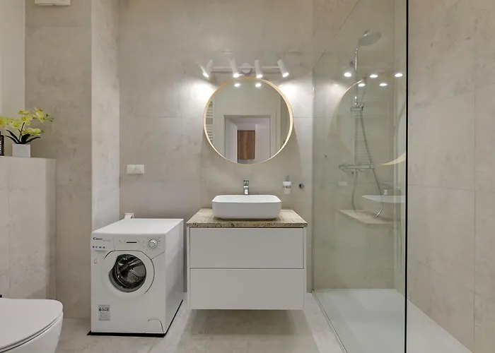 Nadmorski Dwor 800m Od Plazy By Downtown Apartment Gdansk